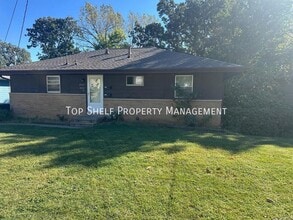 Building Photo - 3935 Oakshire Rd