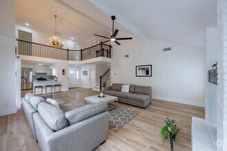Building Photo - 12719 Ashford Knoll Dr