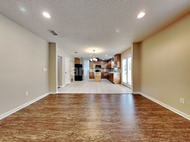 Building Photo - 525 Juniper Spring Ct