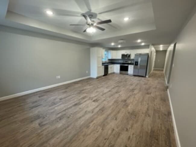 Building Photo - Italian Estates Property Management