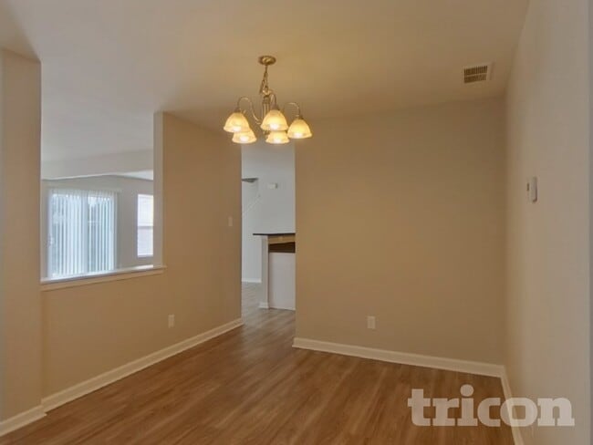 Building Photo - 7320 Mitzi Deborah Dr