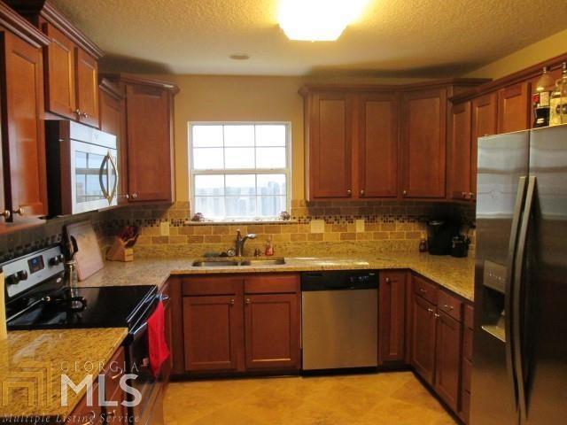Foto del edificio - 301 Royal Pines Way