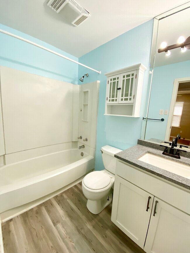 Foto del edificio - 105 Calypso Ln