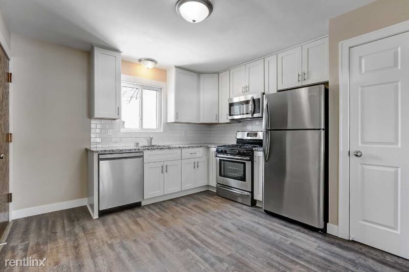 Foto principal - 6244 Oliver Ave S