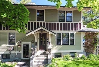 Building Photo - 433 S Black Ave