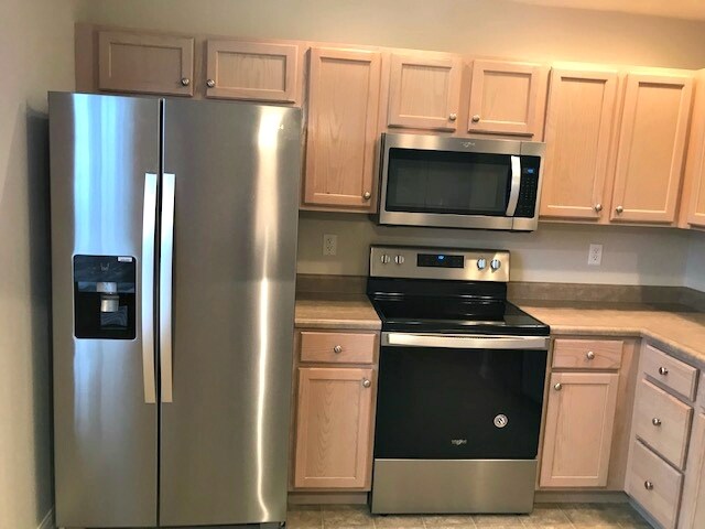 Building Photo - 5763 Riverwalk Cir