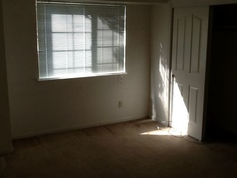 Foto del edificio - House For Rent in Modesto