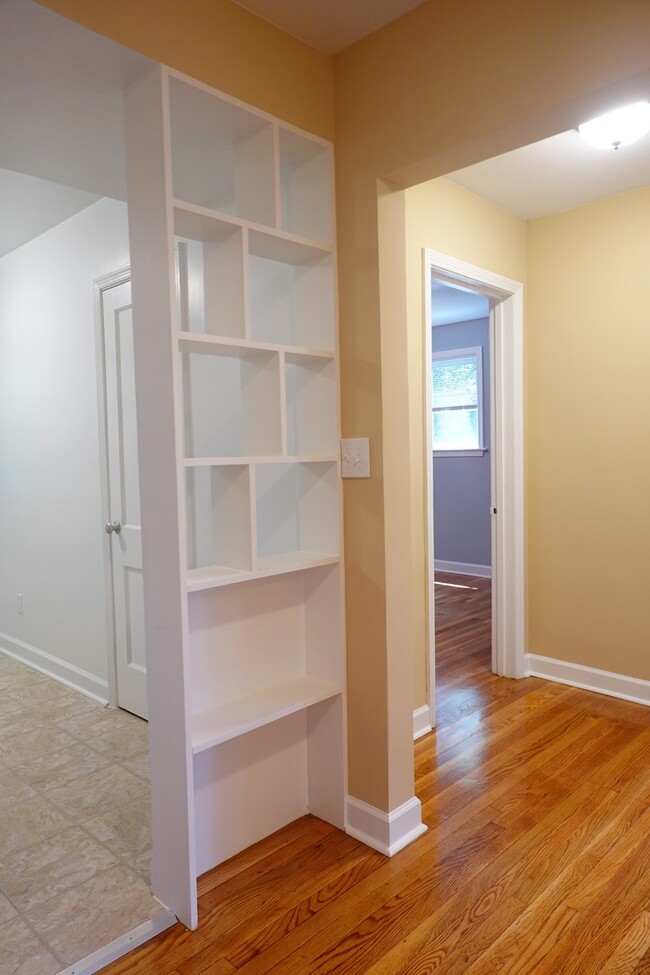 Foto del edificio - 8713 Plymouth St