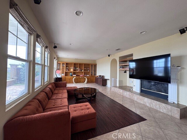 Foto del edificio - 2541 Hillcrest St