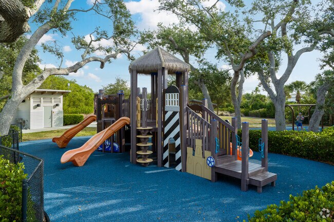 Bayfront Park has a playground.