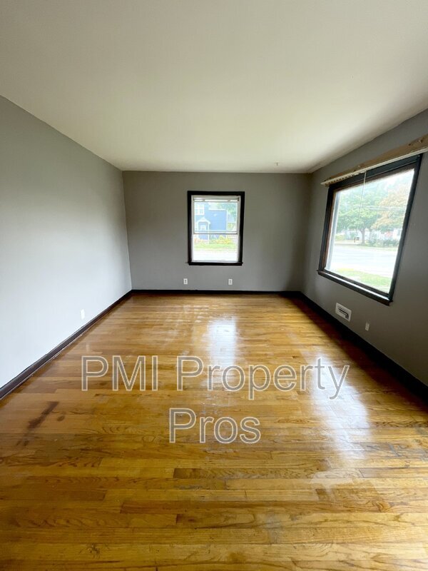 Foto del edificio - 4375 N 61st St