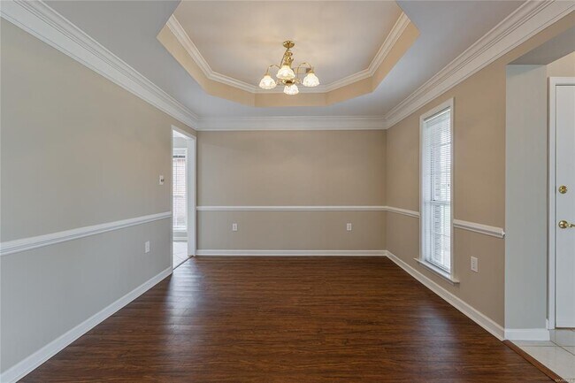 Foto del edificio - 1703 Pebble Creek Dr