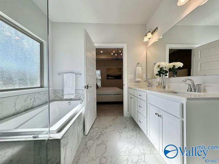 Foto del edificio - 7510 Doris Ruth Ln SE