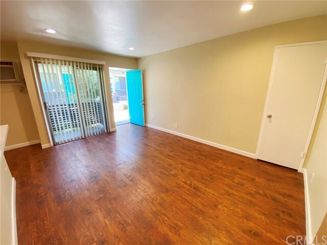 Building Photo - 278 E Washington Blvd