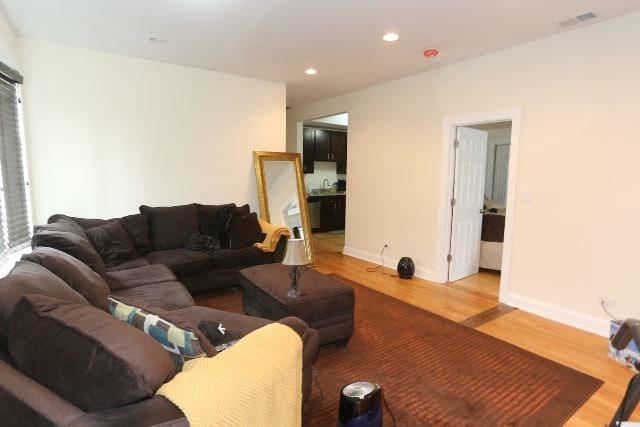 Building Photo - 2506 W Argyle St