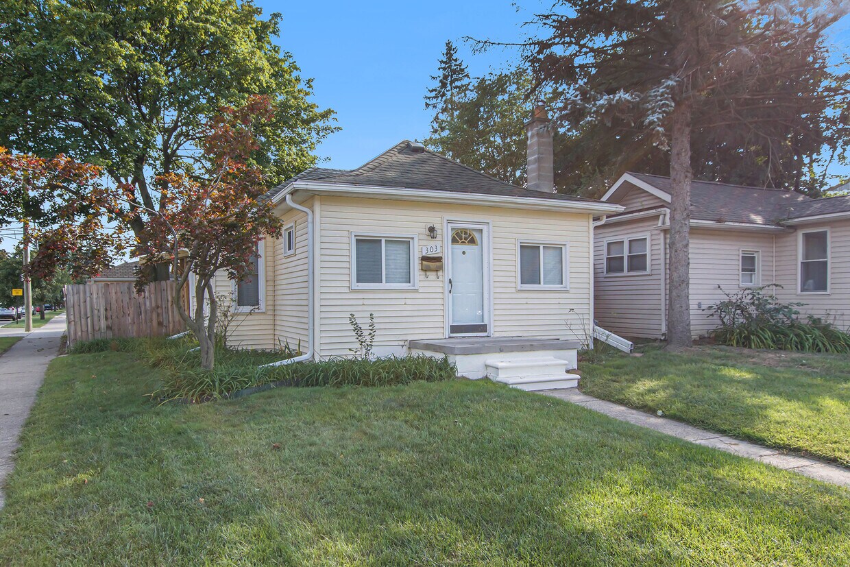 303 W Marshall St, Ferndale, MI 48220 House Rental in Ferndale, MI