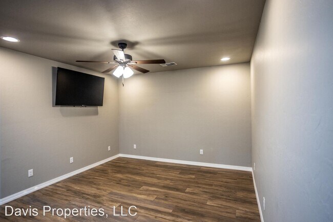 Foto del edificio - 4 br, 3 bath House - 1405 Chisholm