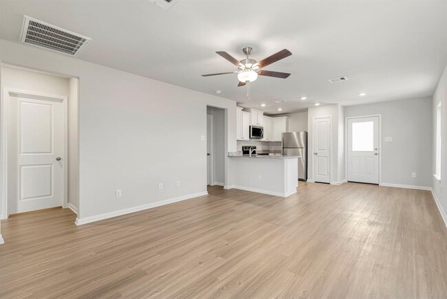 Foto del edificio - 6409 Elm St