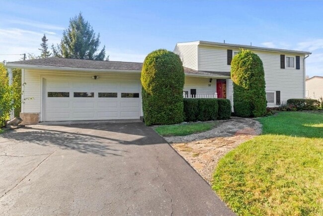 Building Photo - 37 Armbruster Rd