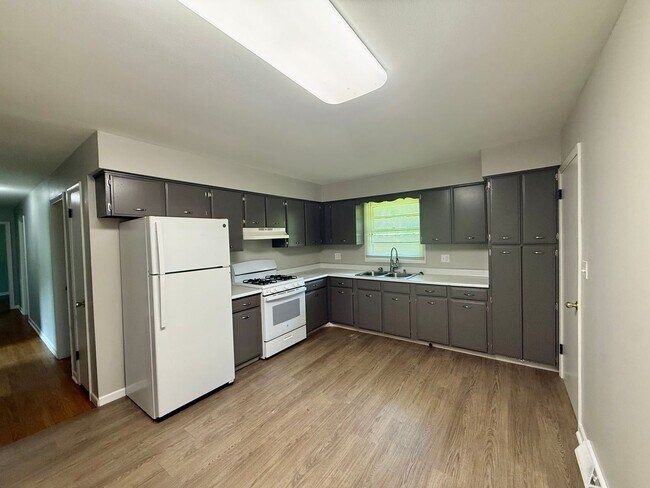 Foto del edificio - 209 Flintridge Dr
