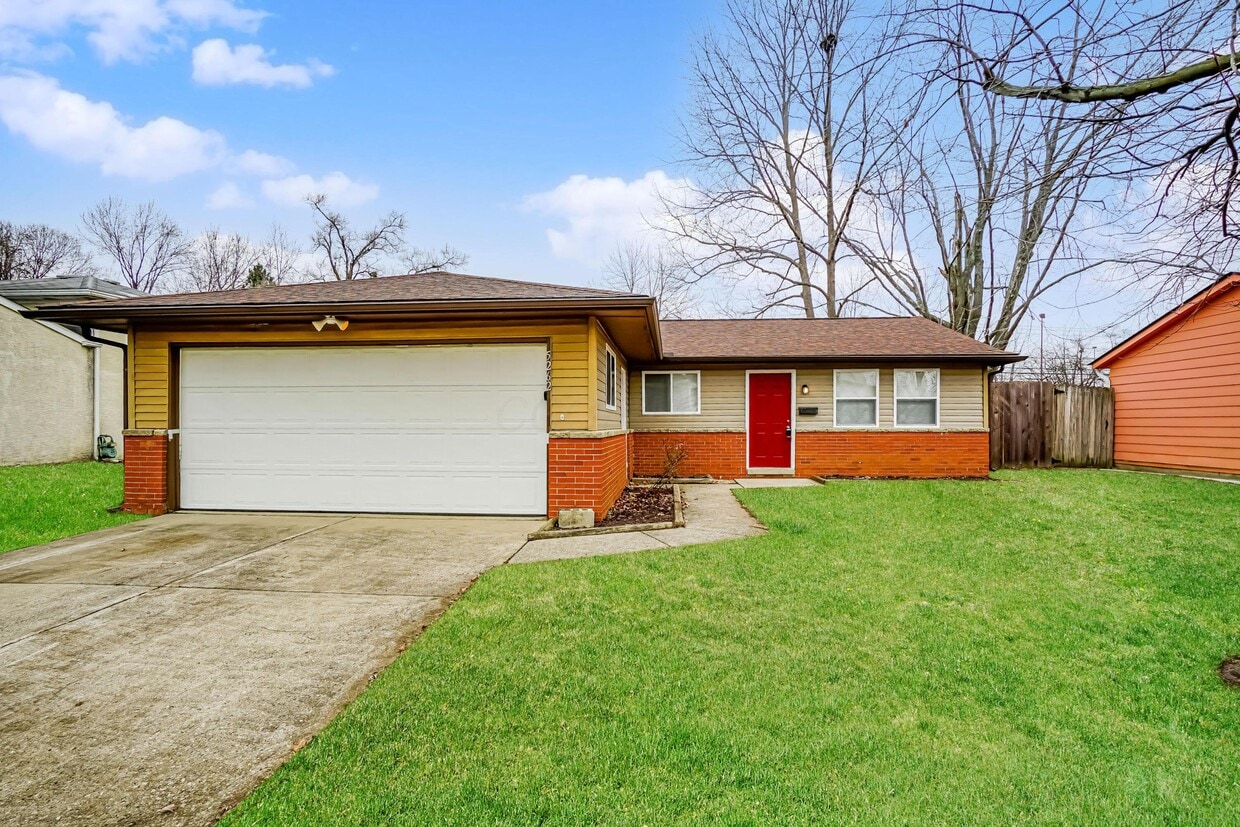 Primary Photo - 5262 Hacket Dr