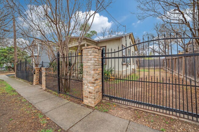 Foto del edificio - TOBIN HILL COTTAGE