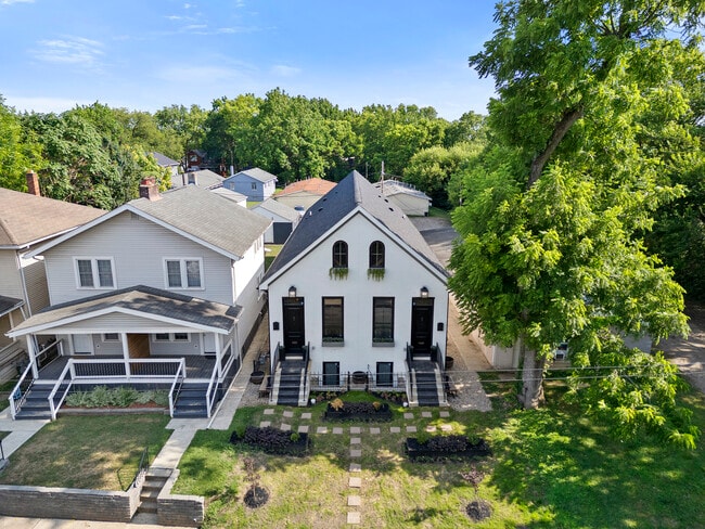 Building Photo - 43 W Markison Ave