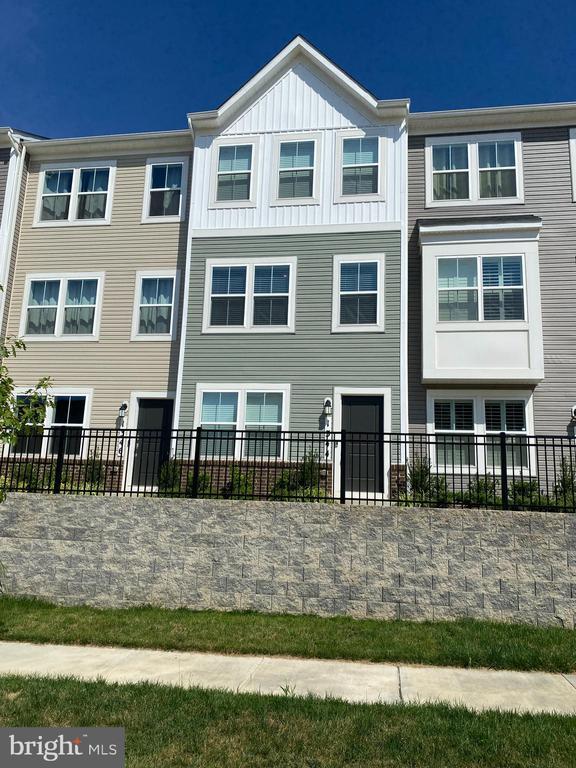 Building Photo - 1344 Cedar Vly Rd