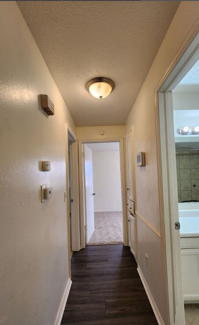 Photo - 5 bedroom 2.5 bath - Accepting Housing Vouchers House