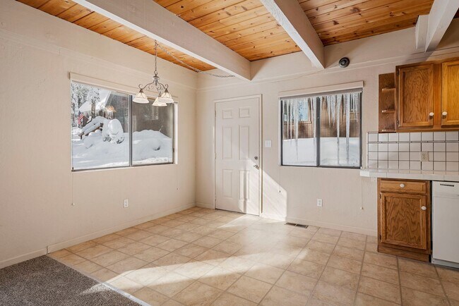 Building Photo - Incline Village: House - 3 Bedrooms, 2 Ful...