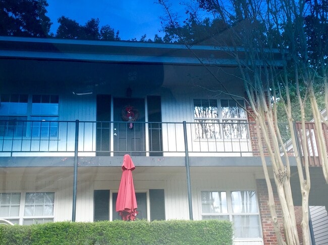 Outdoor (deck on right) - 2216 Church St