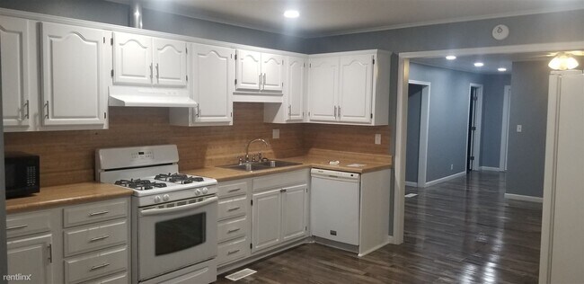 Building Photo - 4 br, 2 bath House - 2710 N Norwood Ave