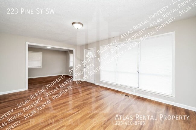 Building Photo - 223 Pine Street SW Bessemer, AL 35022