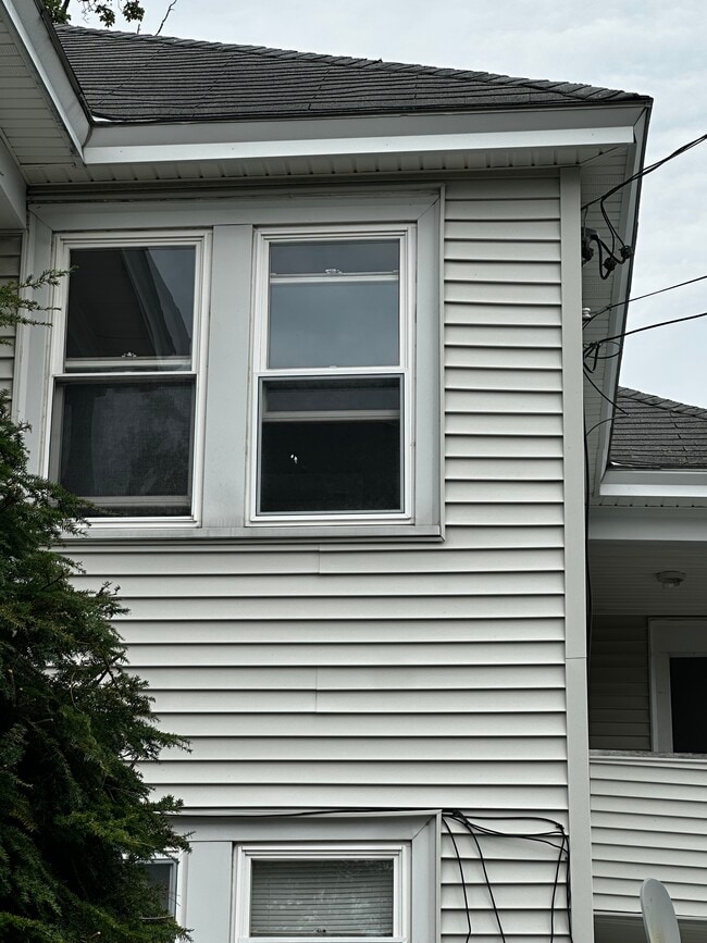 Building Photo - 178 8th St
