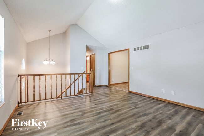 Foto del edificio - 211 Apple Blossom Ln
