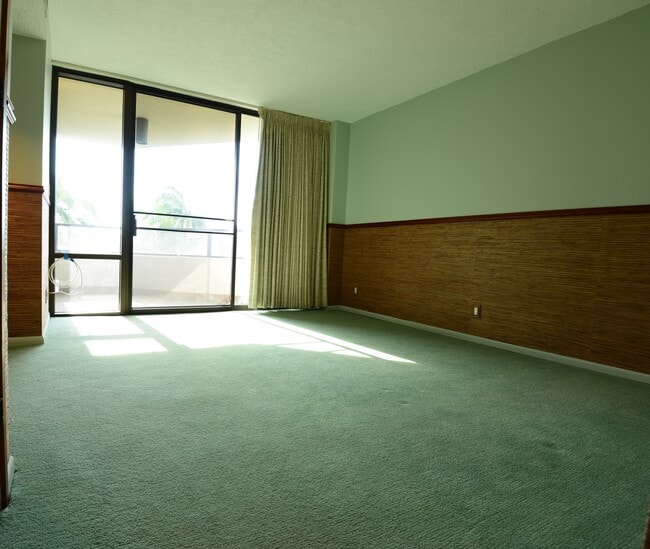 Building Photo - 1525 Wilder Ave