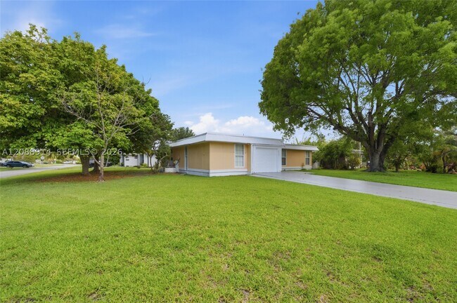 Foto del edificio - 6316 NW 74th Ave
