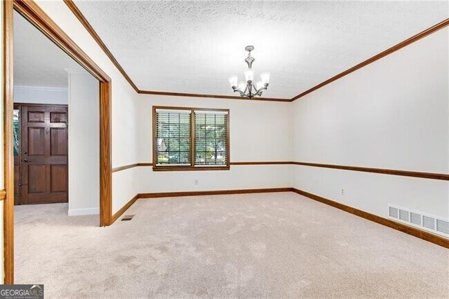 Building Photo - 2408 Pinkney Dr