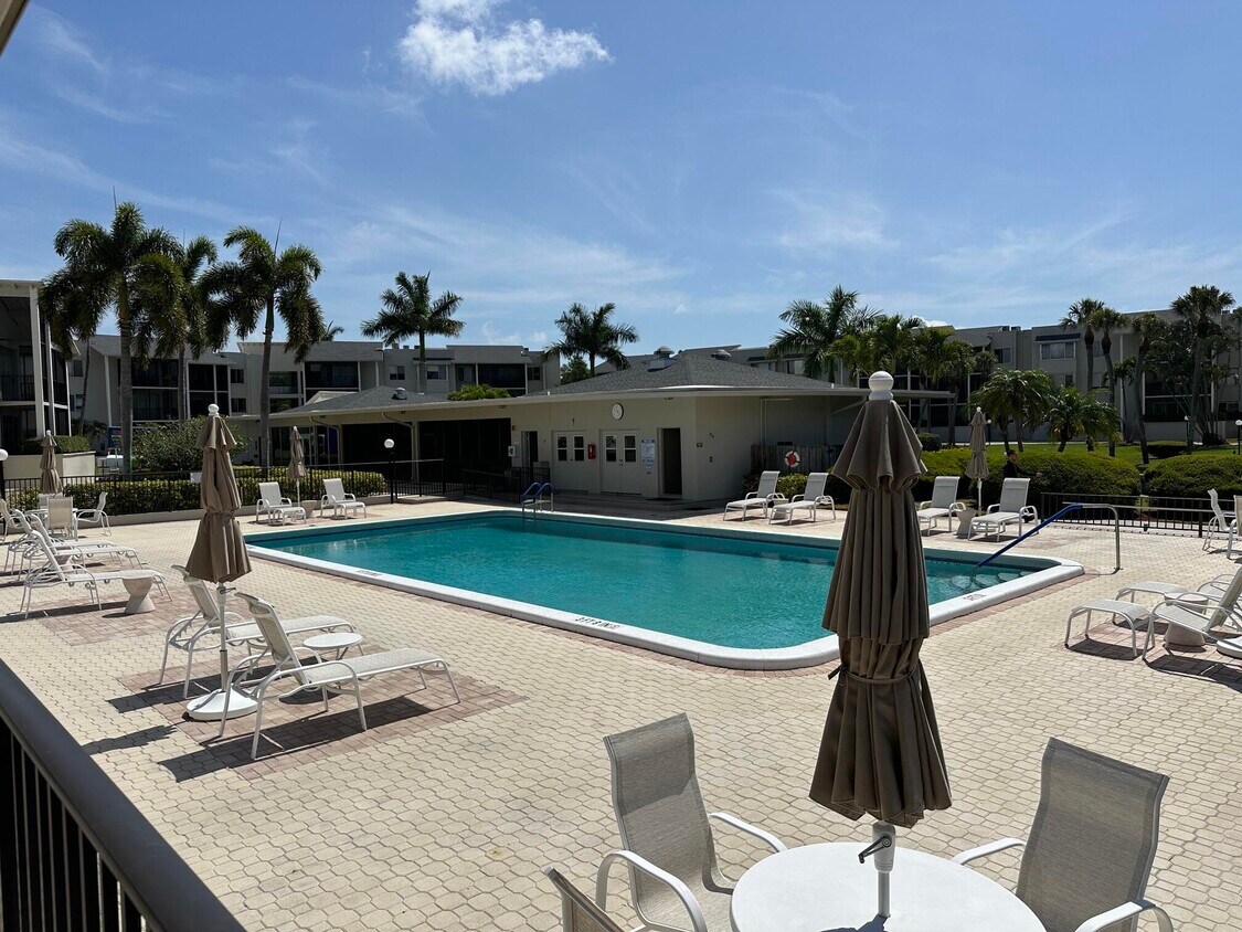 Foto principal - 11811 Avenue Of Ave
