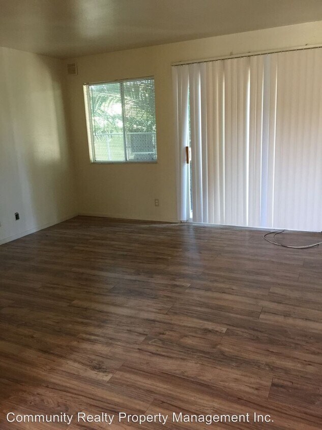 Primary Photo - 2023 80th Ave