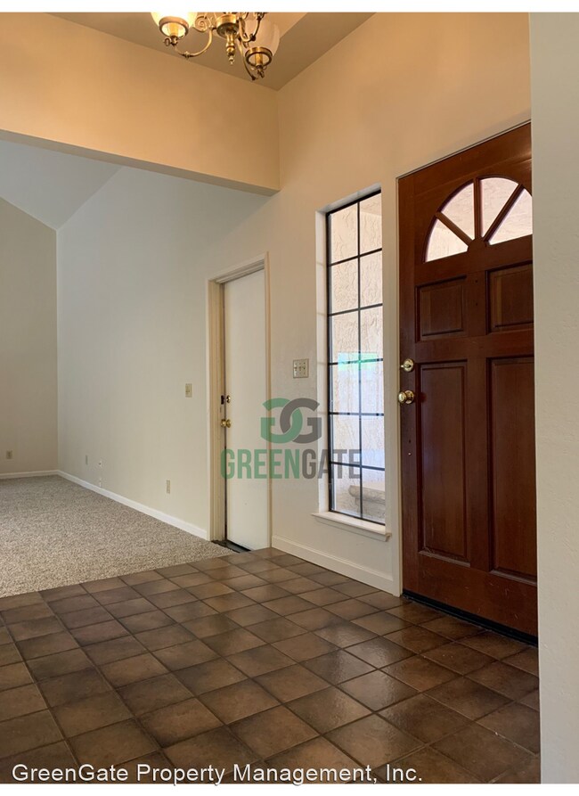 Building Photo - 3 br, 2 bath House - 1728 Pinecrest Ln