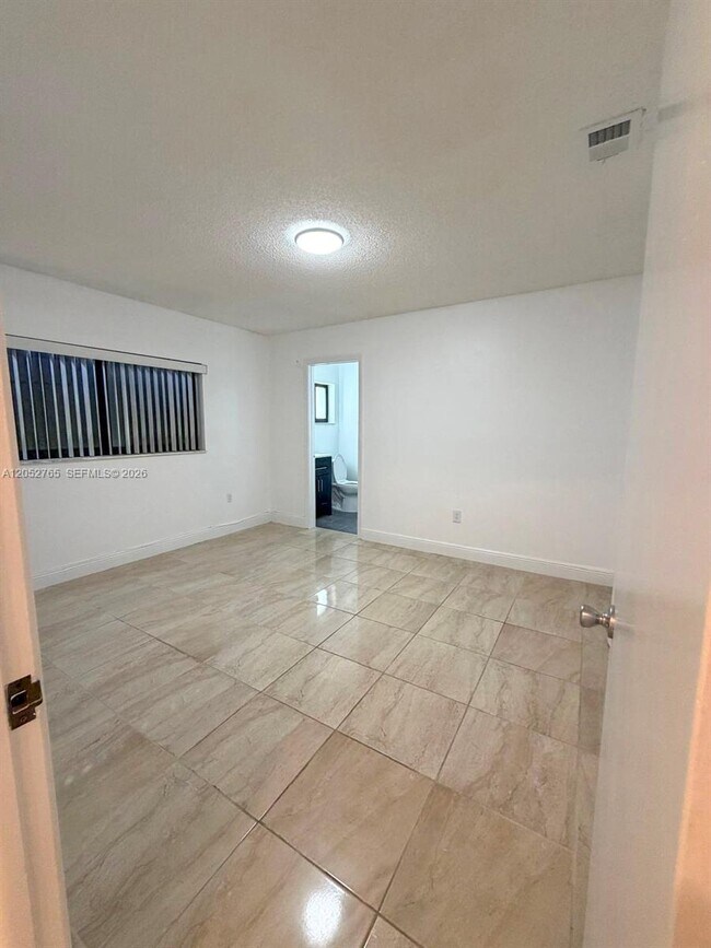 Foto del edificio - 5028 SW 138th Avenue Cir