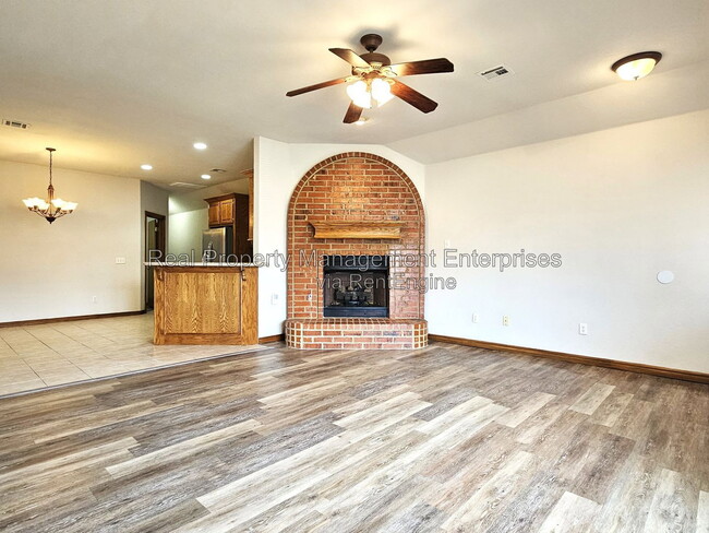 Building Photo - 4709 Castle Bay Cove