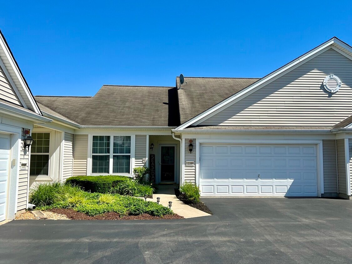 13386 Red Alder Ave, Huntley, IL 60142 Townhome Rentals in Huntley IL