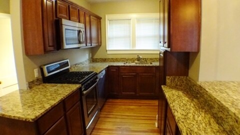 Foto del edificio - 228 E 45th St