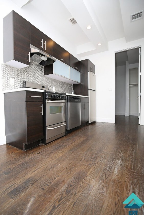 Foto principal - 611 Nostrand Ave