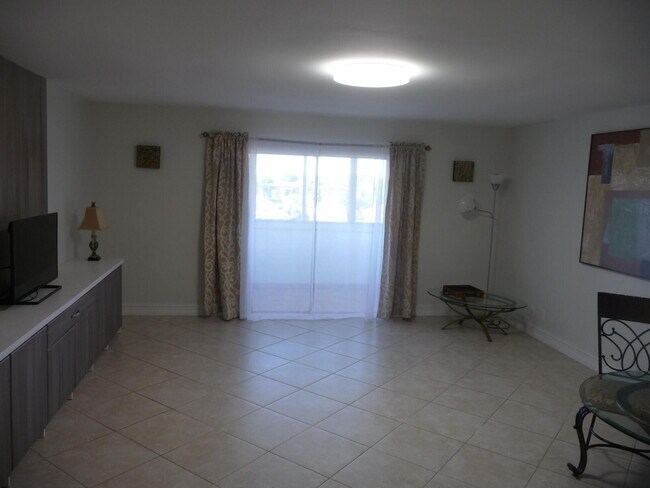 Foto del edificio - 22605 SW 66th Ave