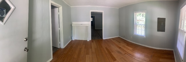 Building Photo - 249 Shuler St