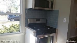 Foto del edificio - 2854 Bacon Ave