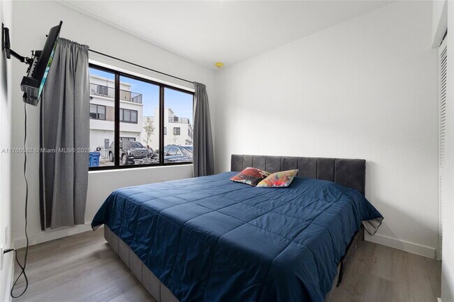 Foto del edificio - 14590 SW 260th St